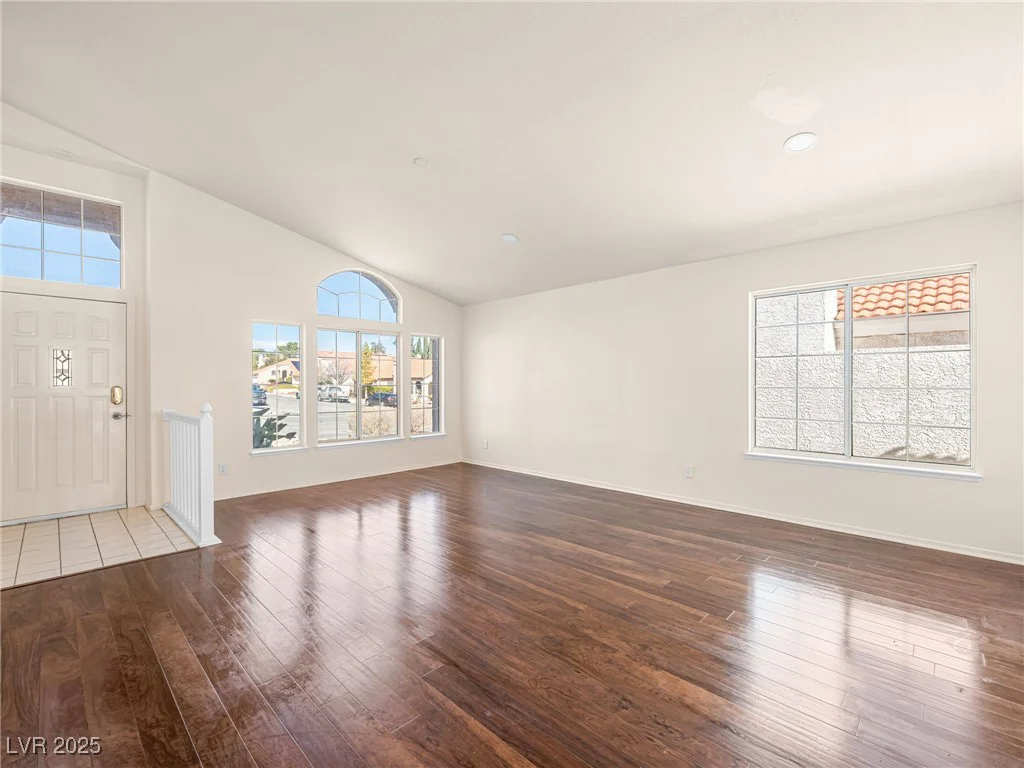 9725 Sierra Mesa, Las Vegas, NV 89117