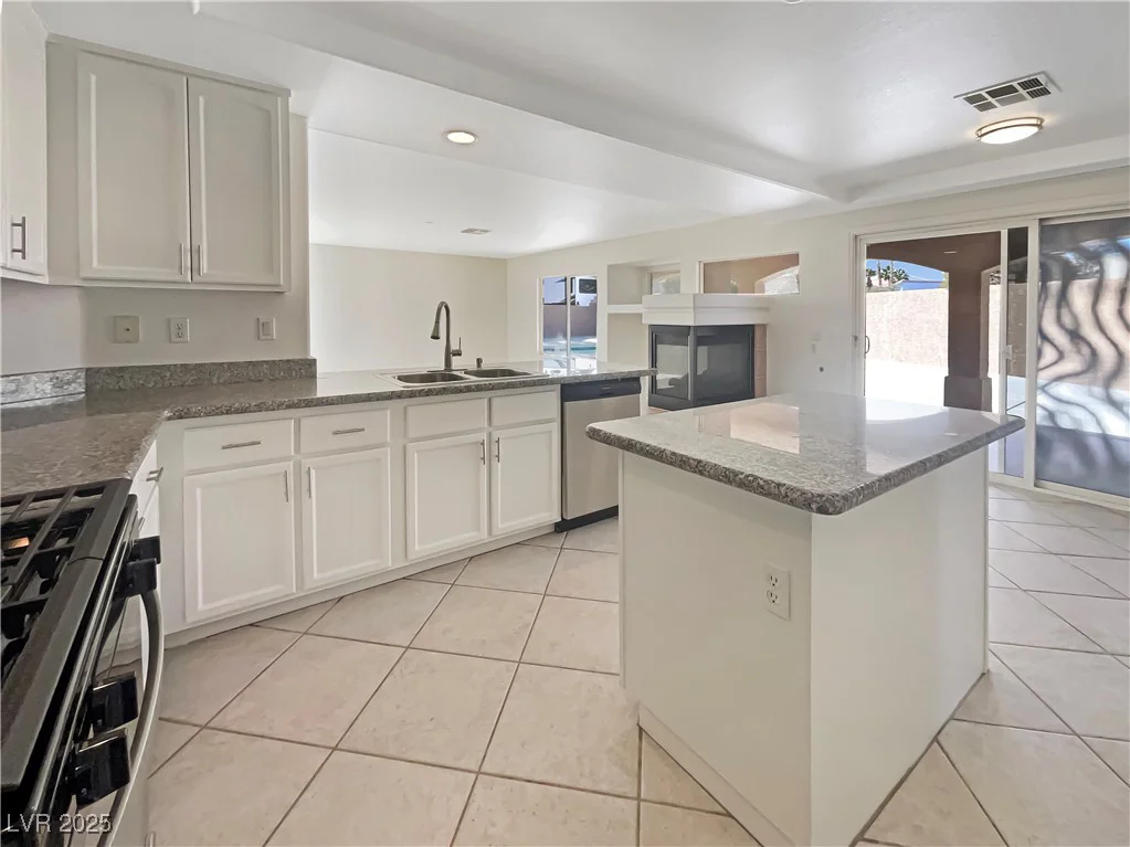 9885 Ramhorn Canyon, Las Vegas, NV 89183