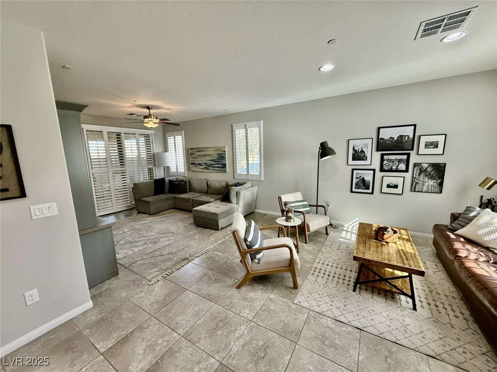 6145 Scarlet Leaf, Las Vegas, NV 89148