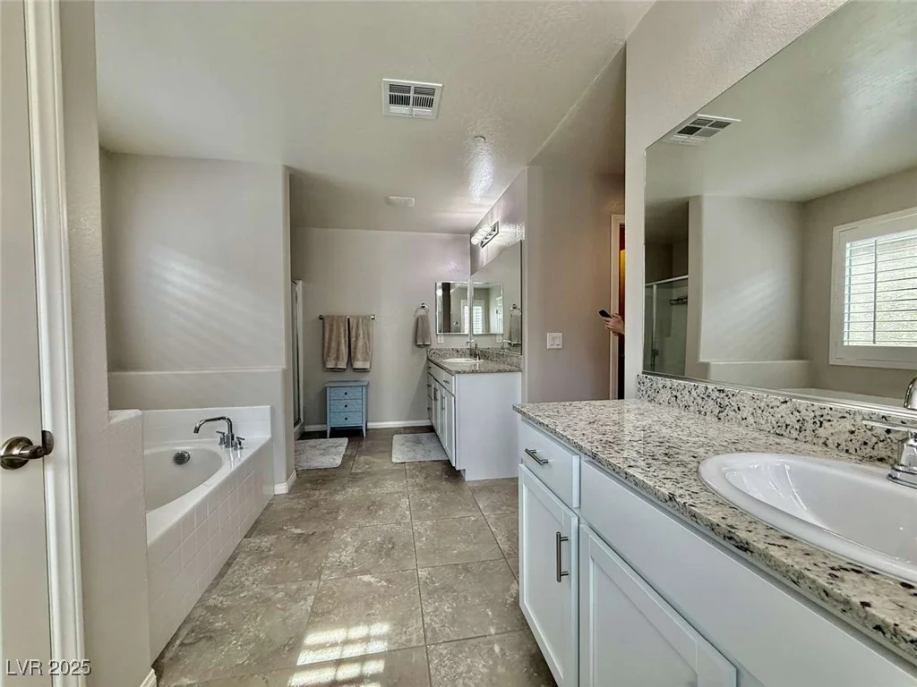 6145 Scarlet Leaf, Las Vegas, NV 89148