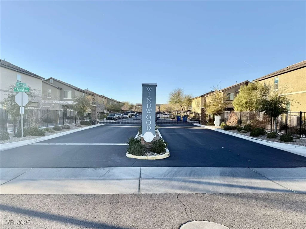 6145 Scarlet Leaf, Las Vegas, NV 89148