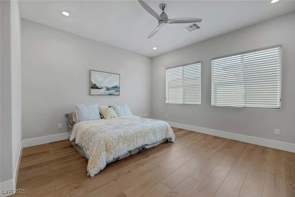 10065 Auburn Rose, Las Vegas, NV 89143
