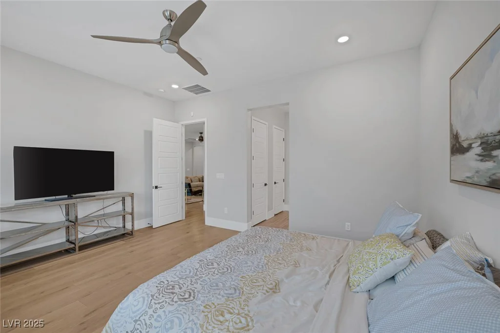 10065 Auburn Rose, Las Vegas, NV 89143