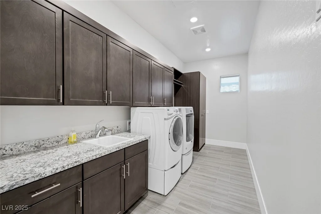 10065 Auburn Rose, Las Vegas, NV 89143