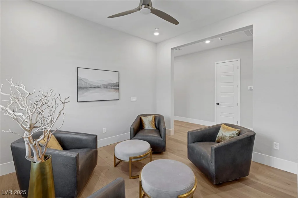 10065 Auburn Rose, Las Vegas, NV 89143