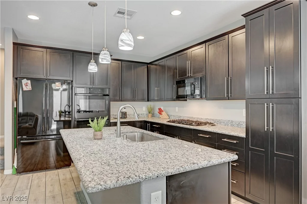 6221 Desert Orchid, Las Vegas, NV 89141