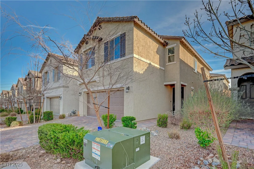 6221 Desert Orchid, Las Vegas, NV 89141