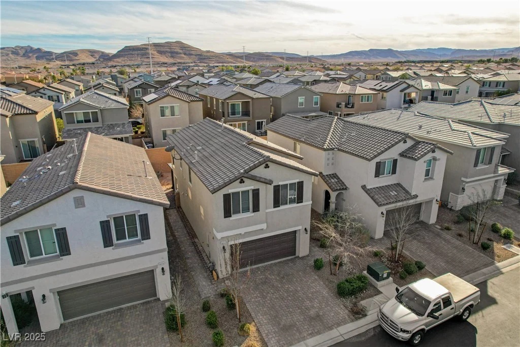 6221 Desert Orchid, Las Vegas, NV 89141