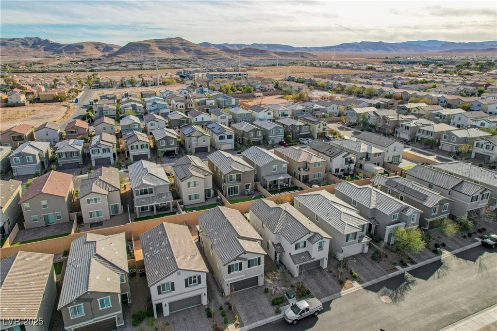 6221 Desert Orchid, Las Vegas, NV 89141