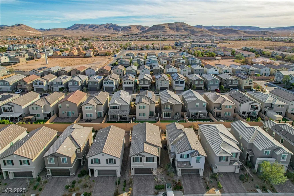 6221 Desert Orchid, Las Vegas, NV 89141