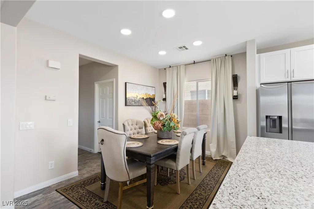 8124 Loma Del Ray, Las Vegas, NV 89131