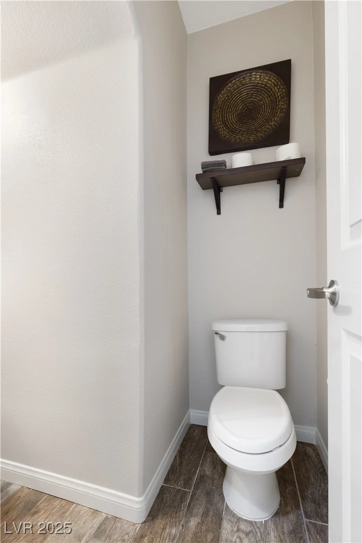 8124 Loma Del Ray, Las Vegas, NV 89131