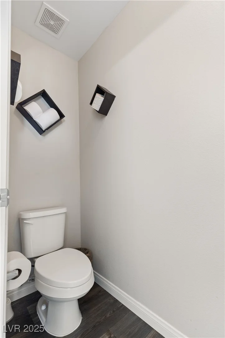 8124 Loma Del Ray, Las Vegas, NV 89131