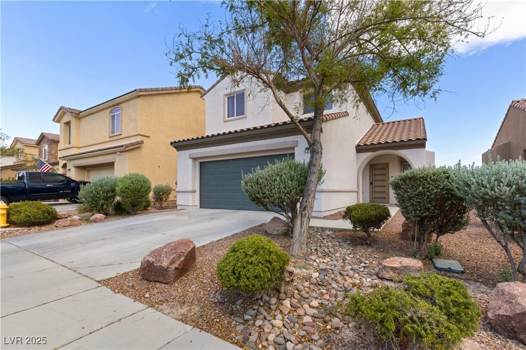 8124 Loma Del Ray, Las Vegas, NV 89131