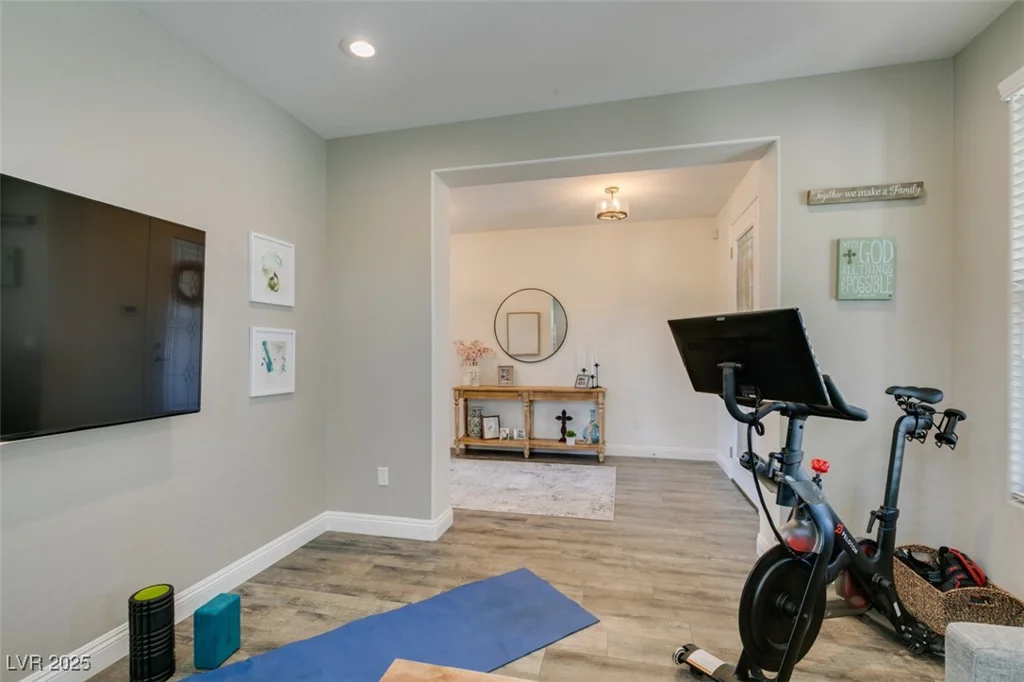 9519 Chandler Springs, Las Vegas, NV 89148