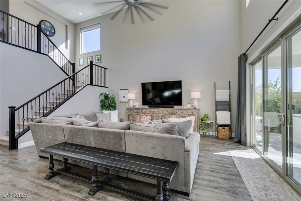 9519 Chandler Springs, Las Vegas, NV 89148
