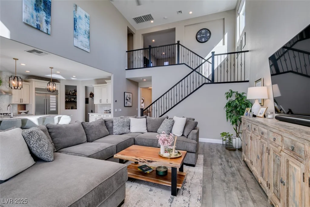 9519 Chandler Springs, Las Vegas, NV 89148