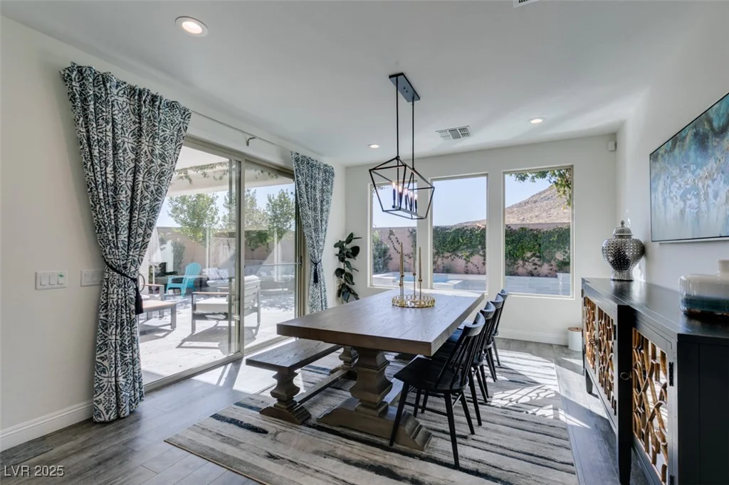 9519 Chandler Springs, Las Vegas, NV 89148