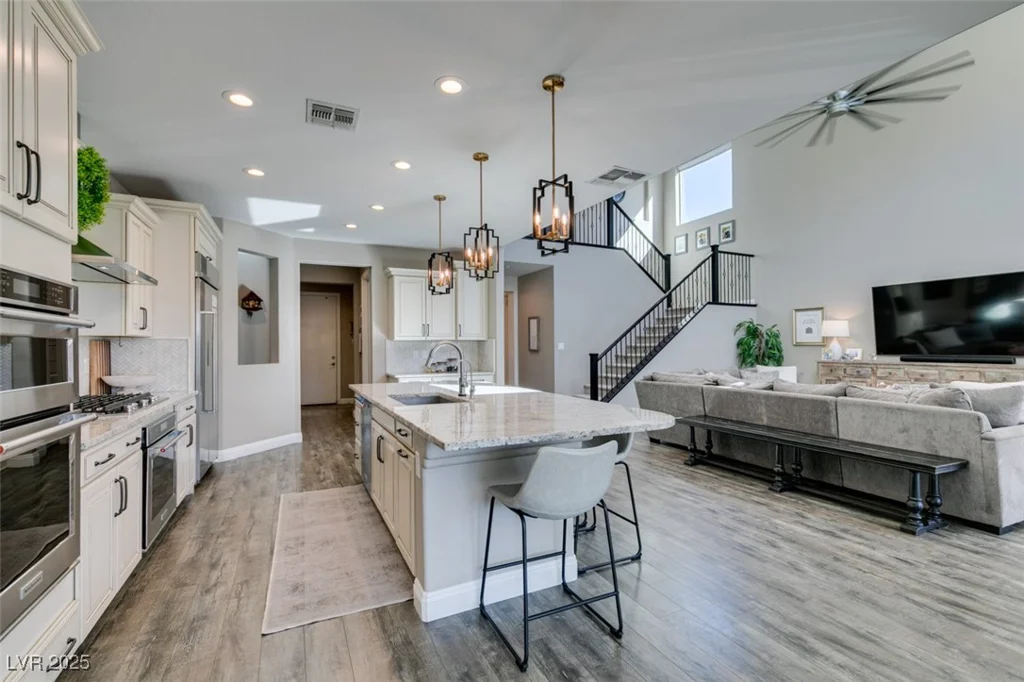 9519 Chandler Springs, Las Vegas, NV 89148