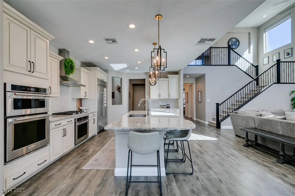 9519 Chandler Springs, Las Vegas, NV 89148