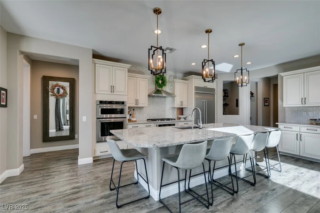 9519 Chandler Springs, Las Vegas, NV 89148