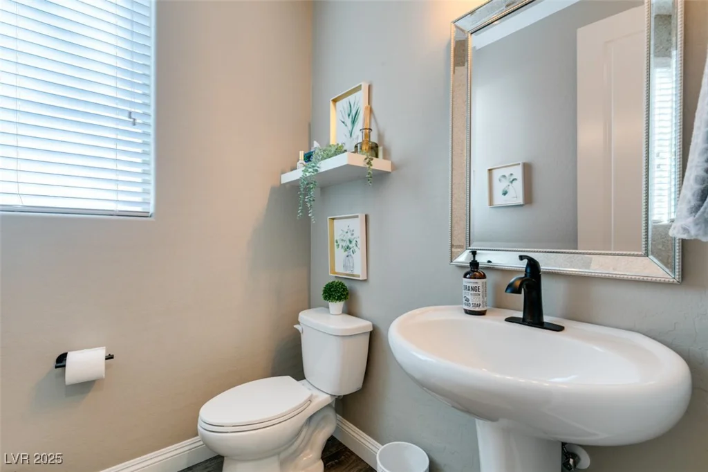 9519 Chandler Springs, Las Vegas, NV 89148