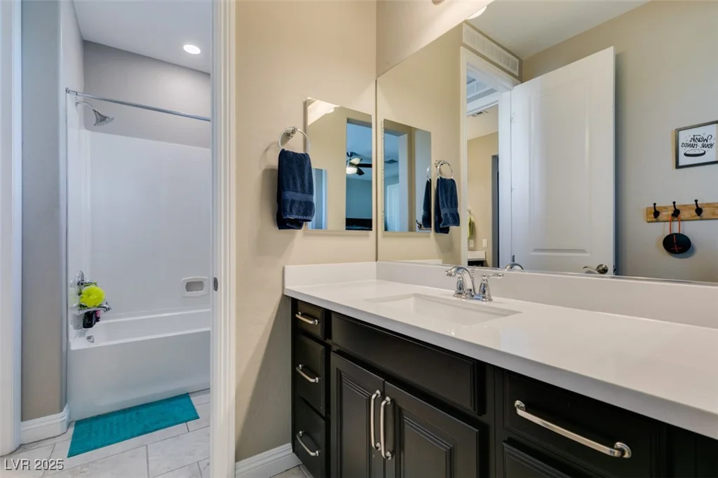 9519 Chandler Springs, Las Vegas, NV 89148