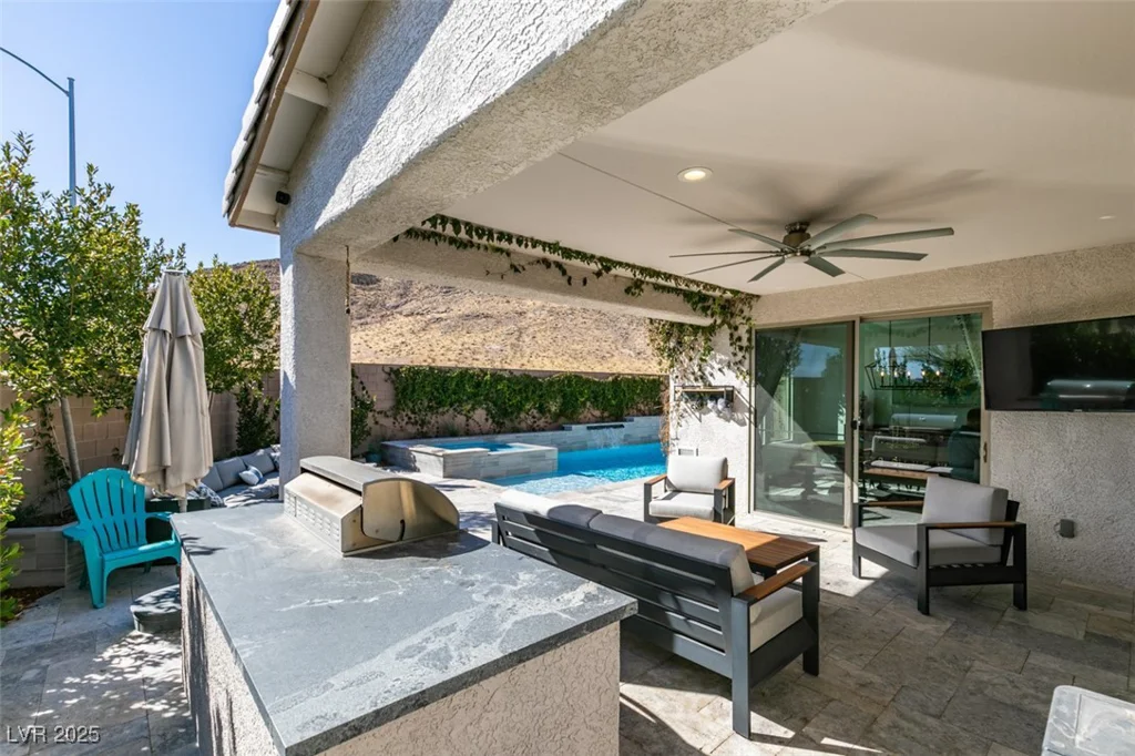 9519 Chandler Springs, Las Vegas, NV 89148
