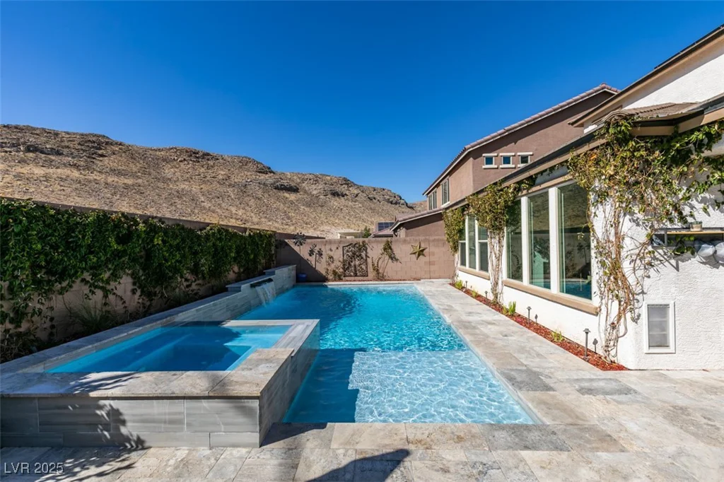 9519 Chandler Springs, Las Vegas, NV 89148