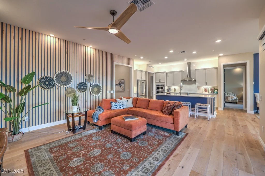 24 Cliffwater, Henderson, NV 89011