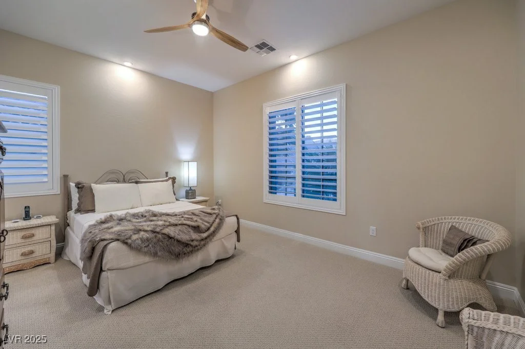 24 Cliffwater, Henderson, NV 89011