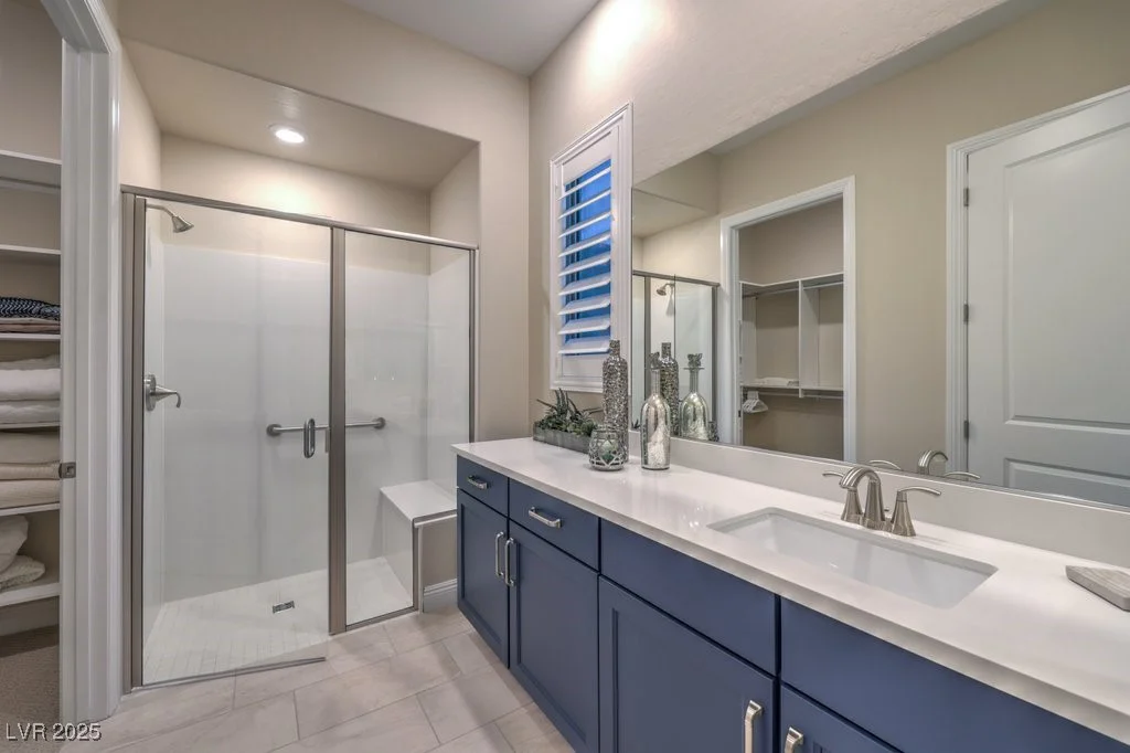 24 Cliffwater, Henderson, NV 89011