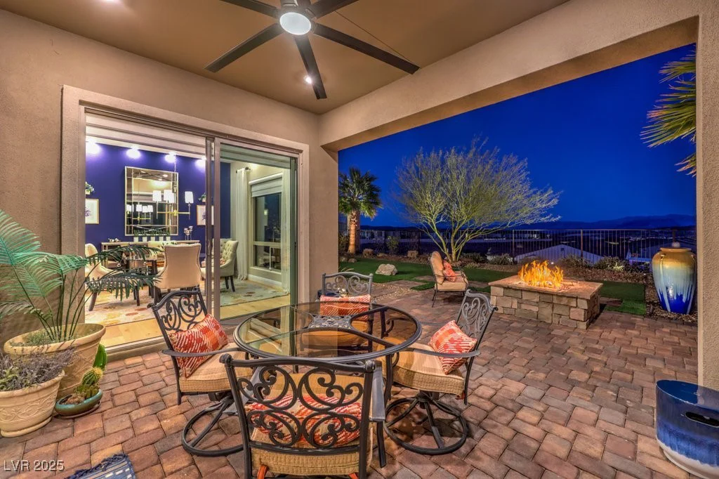 24 Cliffwater, Henderson, NV 89011