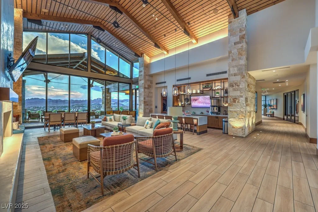 24 Cliffwater, Henderson, NV 89011