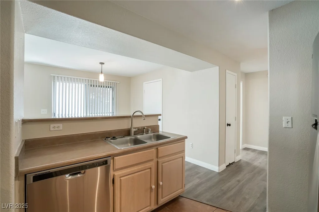555 Silverado Ranch, Las Vegas, NV 89183
