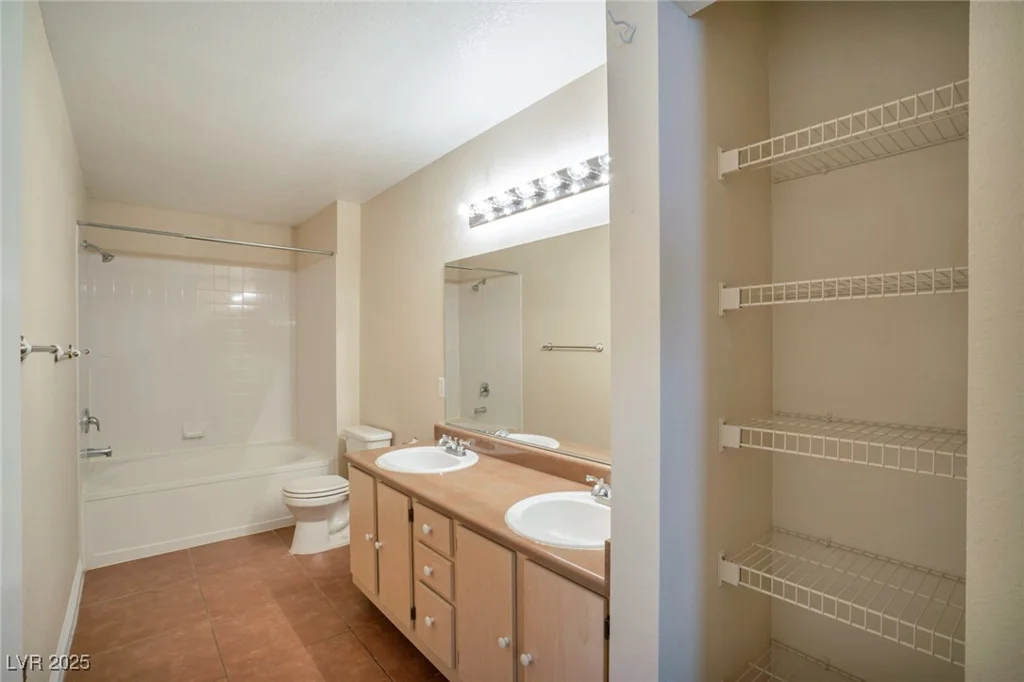555 Silverado Ranch, Las Vegas, NV 89183