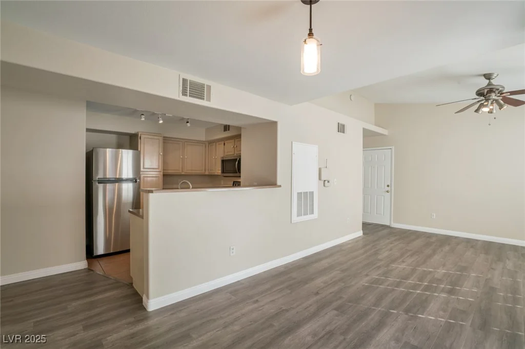 555 Silverado Ranch, Las Vegas, NV 89183