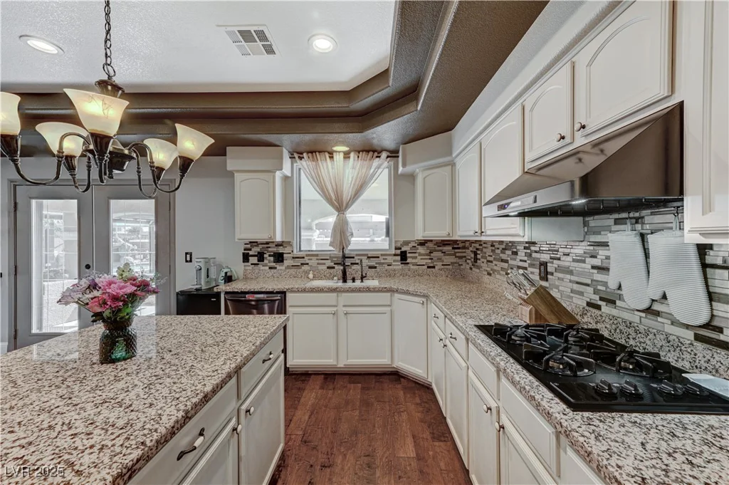 6689 Sparks, Las Vegas, NV 89142