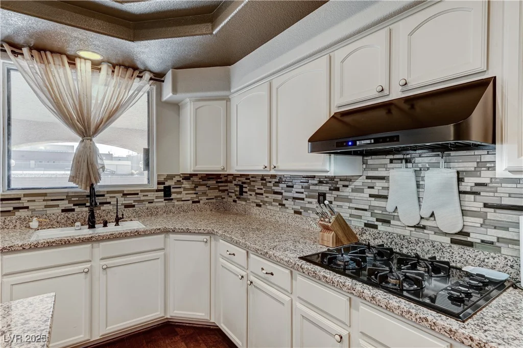 6689 Sparks, Las Vegas, NV 89142