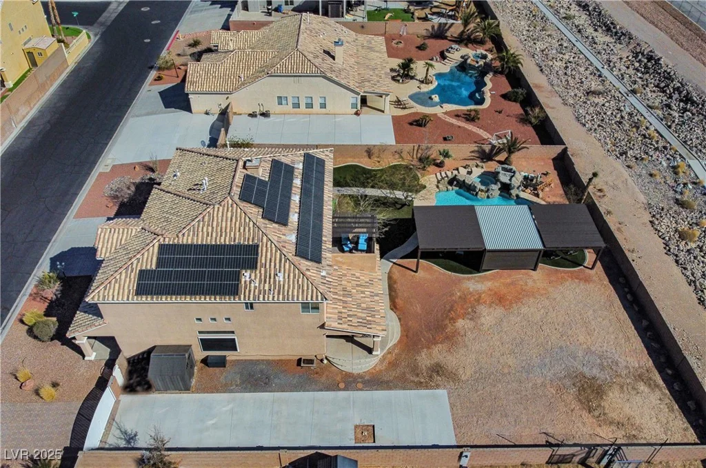 6689 Sparks, Las Vegas, NV 89142