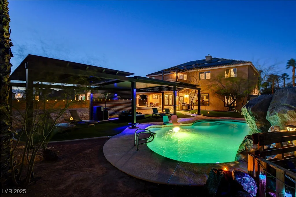 6689 Sparks, Las Vegas, NV 89142