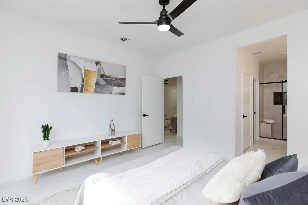 2125 Desert Woods, Henderson, NV 89012