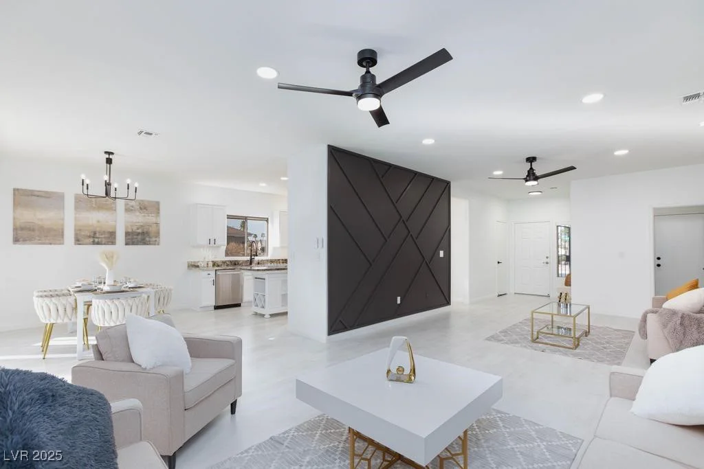 2125 Desert Woods, Henderson, NV 89012