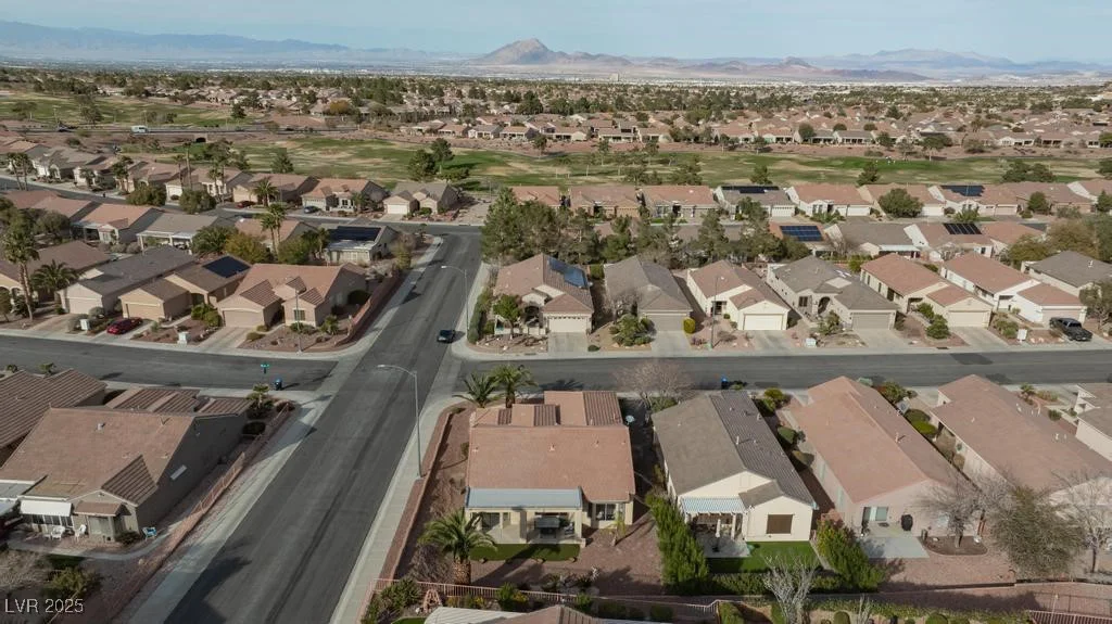 2125 Desert Woods, Henderson, NV 89012
