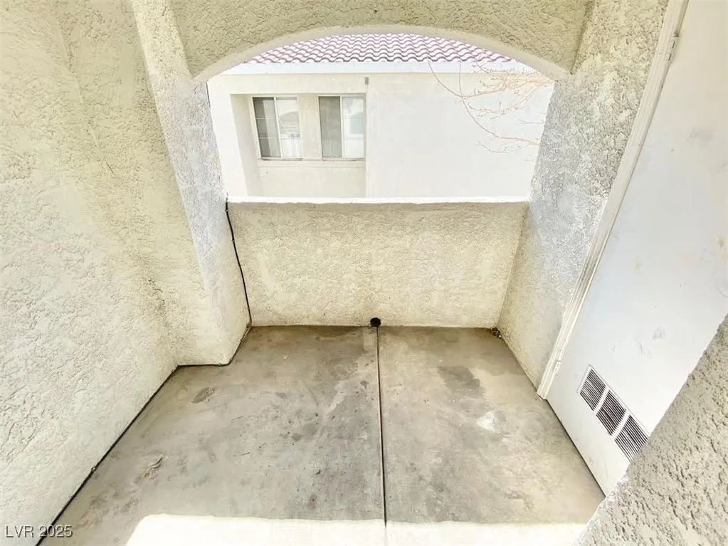4508 Lake Mead, Las Vegas, NV 89108
