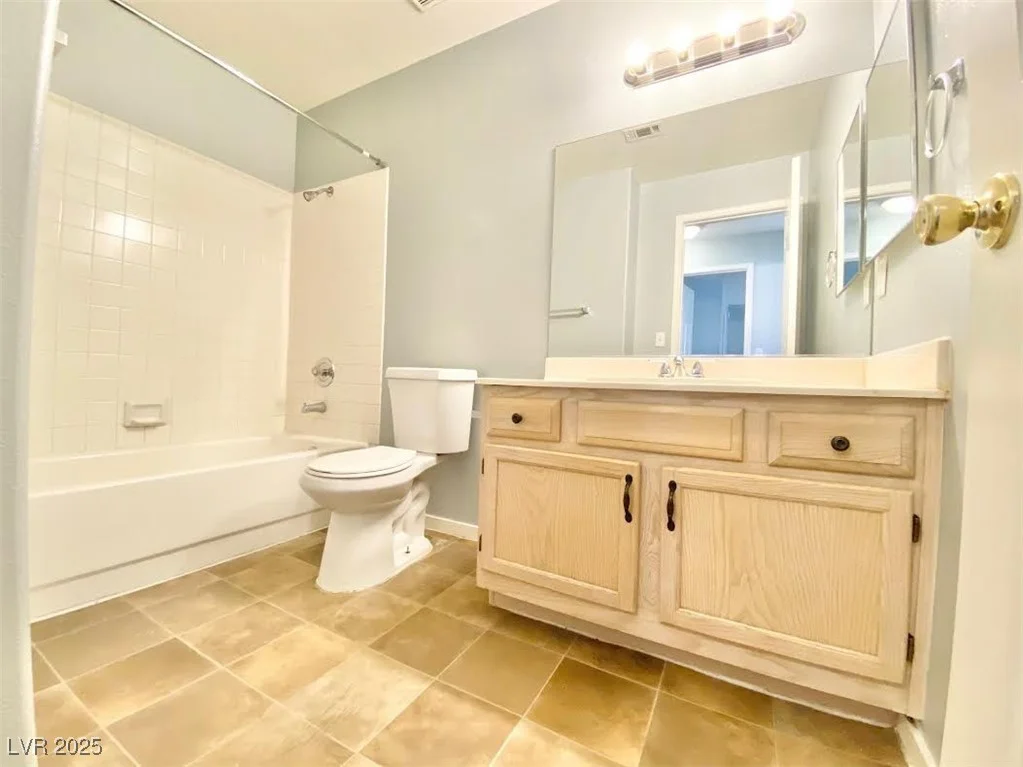 4508 Lake Mead, Las Vegas, NV 89108