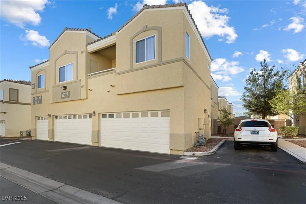 6317 Beige Bluff, North Las Vegas, NV 89081