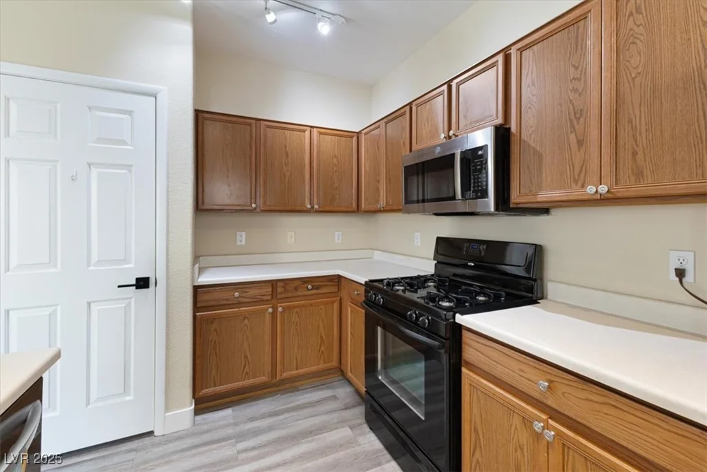 6317 Beige Bluff, North Las Vegas, NV 89081