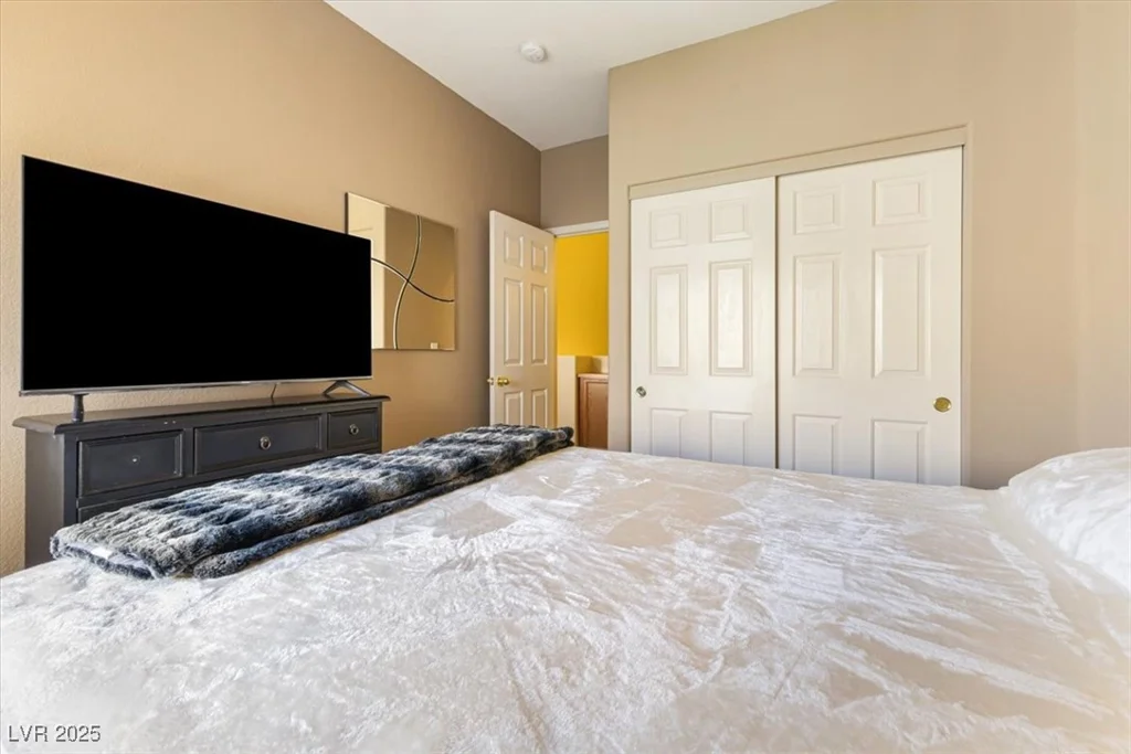 6317 Beige Bluff, North Las Vegas, NV 89081