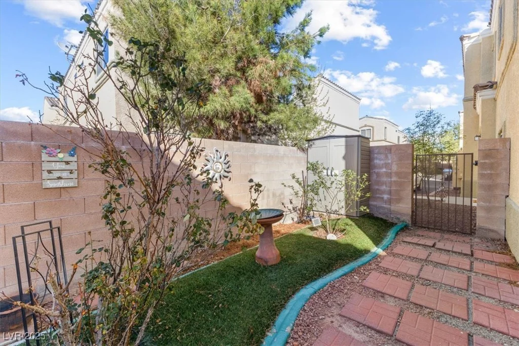 6317 Beige Bluff, North Las Vegas, NV 89081